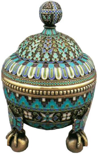 Шкатулочка, украшенная  полихромными эмалями по скани